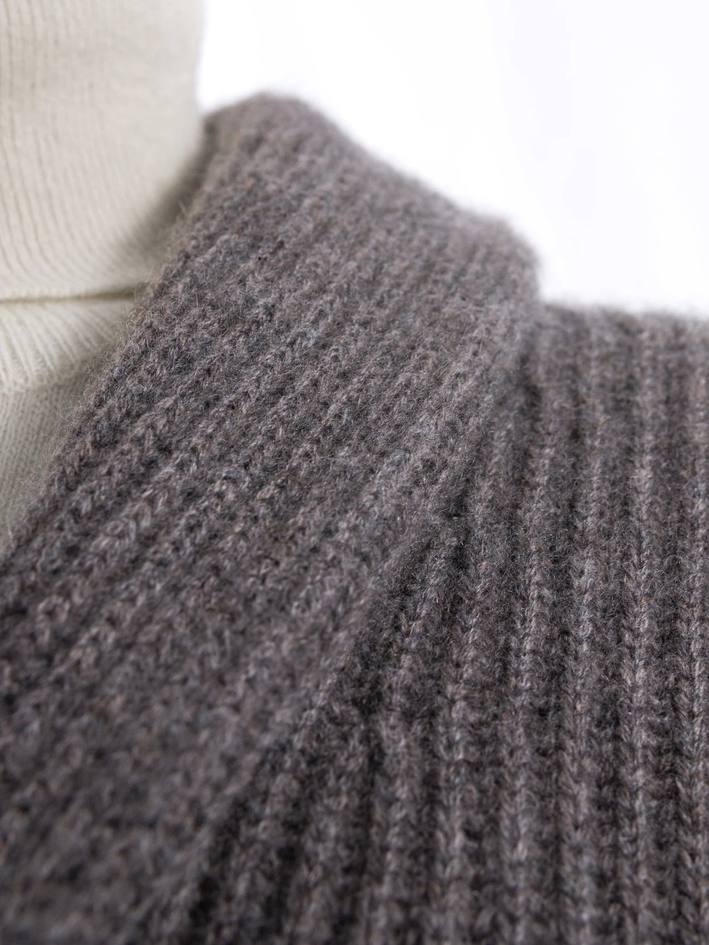 Cardigan Eton Tortora